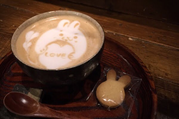 ラテアート、ハートモチーフの扱いってなかなか難しいものですね…