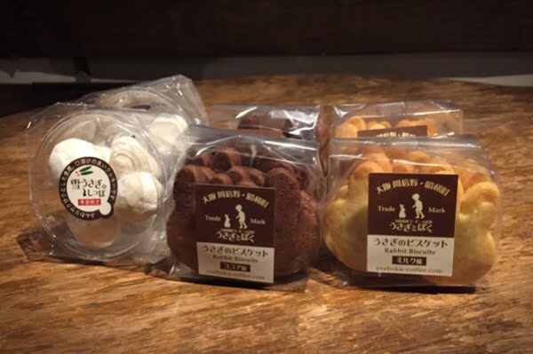 店頭の焼菓子にも、お別れと新しい出会いの季節がやってきました…
